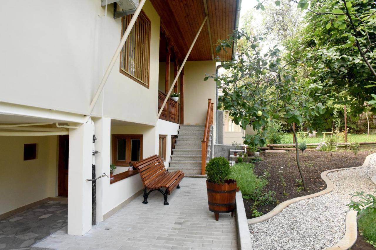 Guest House Kartuli Suli Telavi Exteriör bild