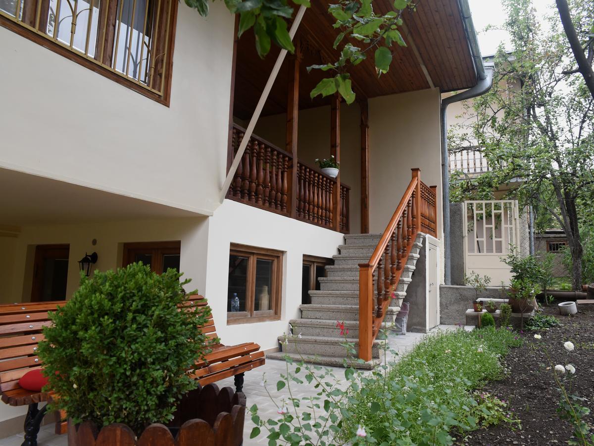 Guest House Kartuli Suli Telavi Exteriör bild