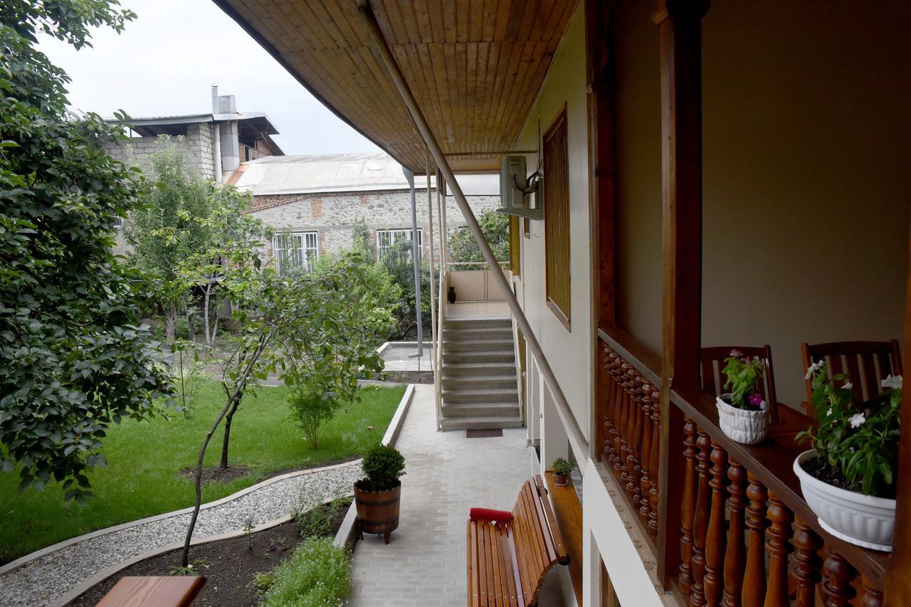 Guest House Kartuli Suli Telavi Exteriör bild