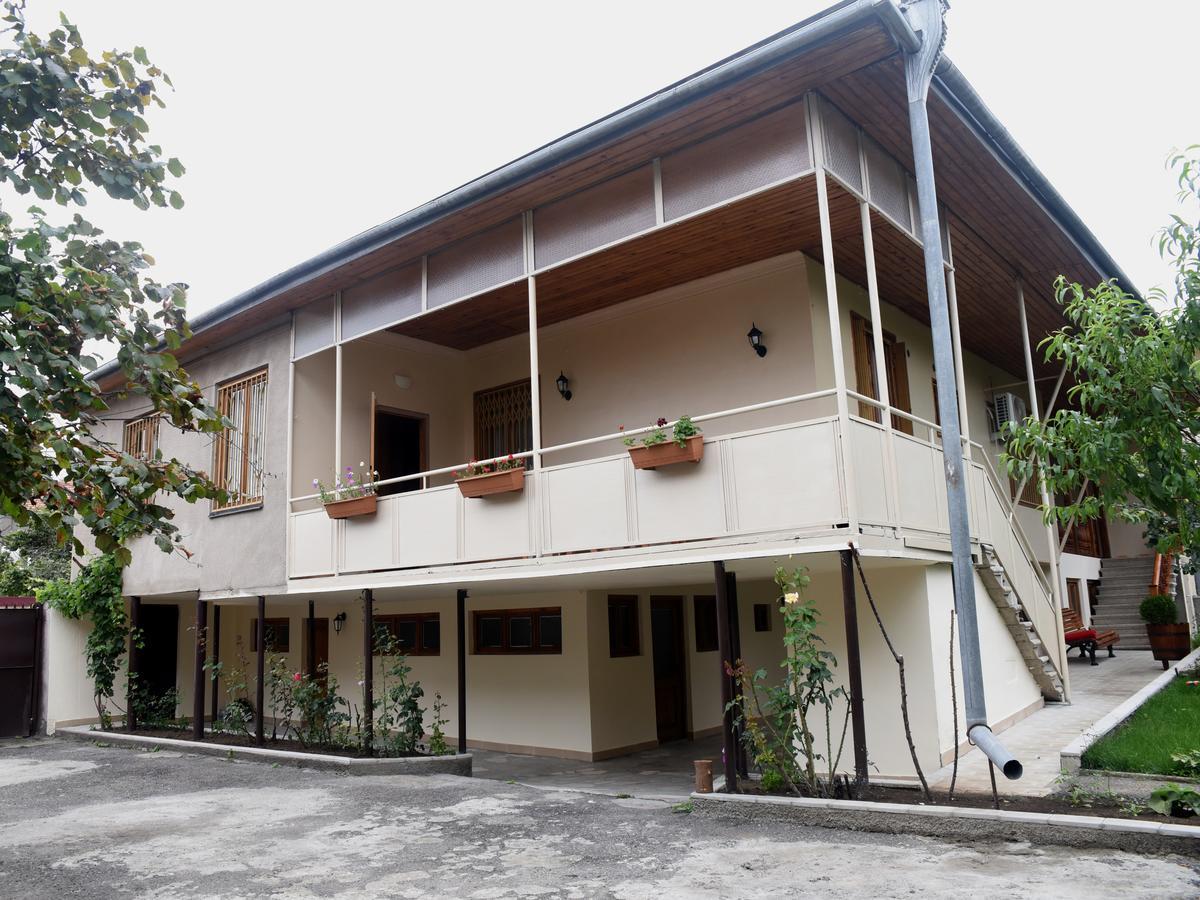 Guest House Kartuli Suli Telavi Exteriör bild