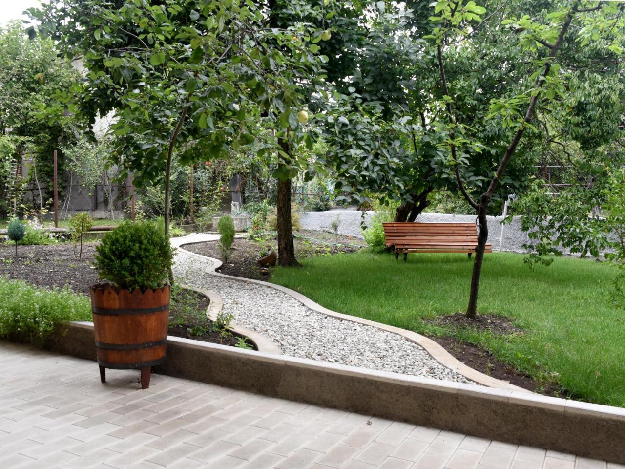 Guest House Kartuli Suli Telavi Exteriör bild