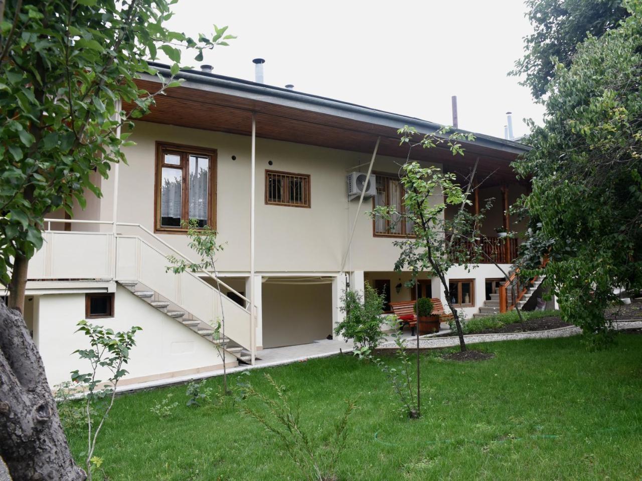 Guest House Kartuli Suli Telavi Exteriör bild